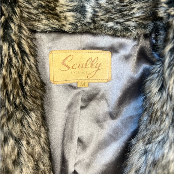 Scully Faux Fur Chinchilla Short Coat - Picture 5 of 9